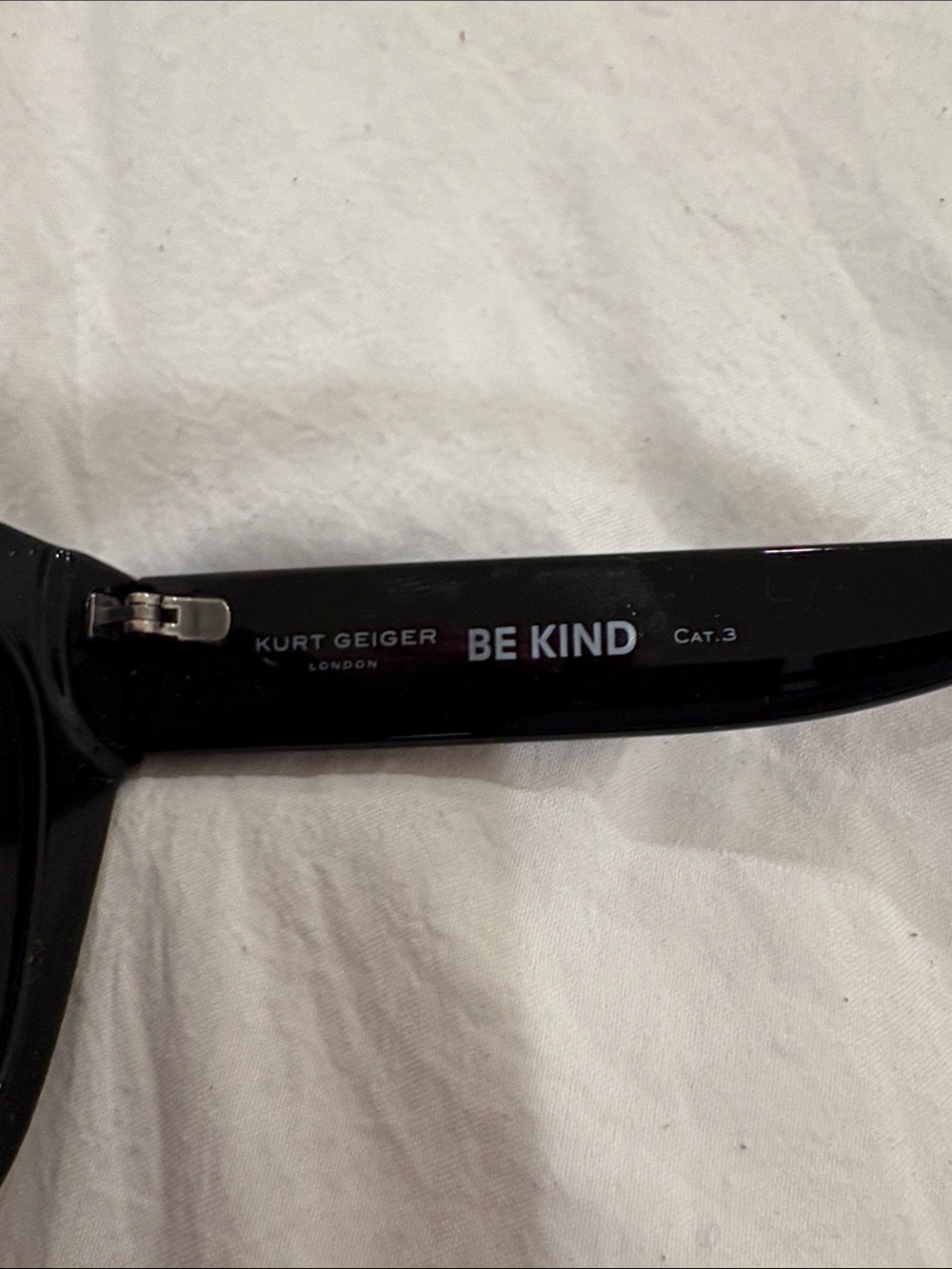 Kurt Geiger Black Sunglasses with Gold Logo Temples - Picture 4 of 4